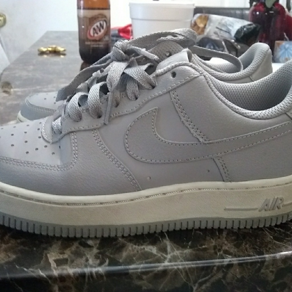 *SOLD*Size 4y/6w Grey & White Nike Air Force One's